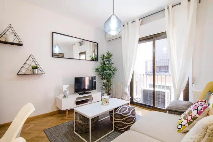 Bright & Spacious- City Center- 2Rooms-2Bathrooms Мадрид Екстер'єр фото